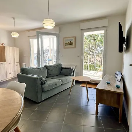 2 Pieces, 2 Couchages, La Gueriniere, Balcon, Parking - Fr-1-224b-171 Διαμέρισμα