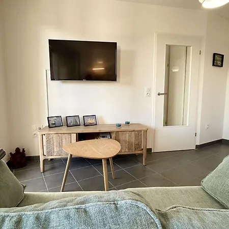 2 Pieces, 2 Couchages, La Gueriniere, Balcon, Parking - Fr-1-224b-171 La Guérinière